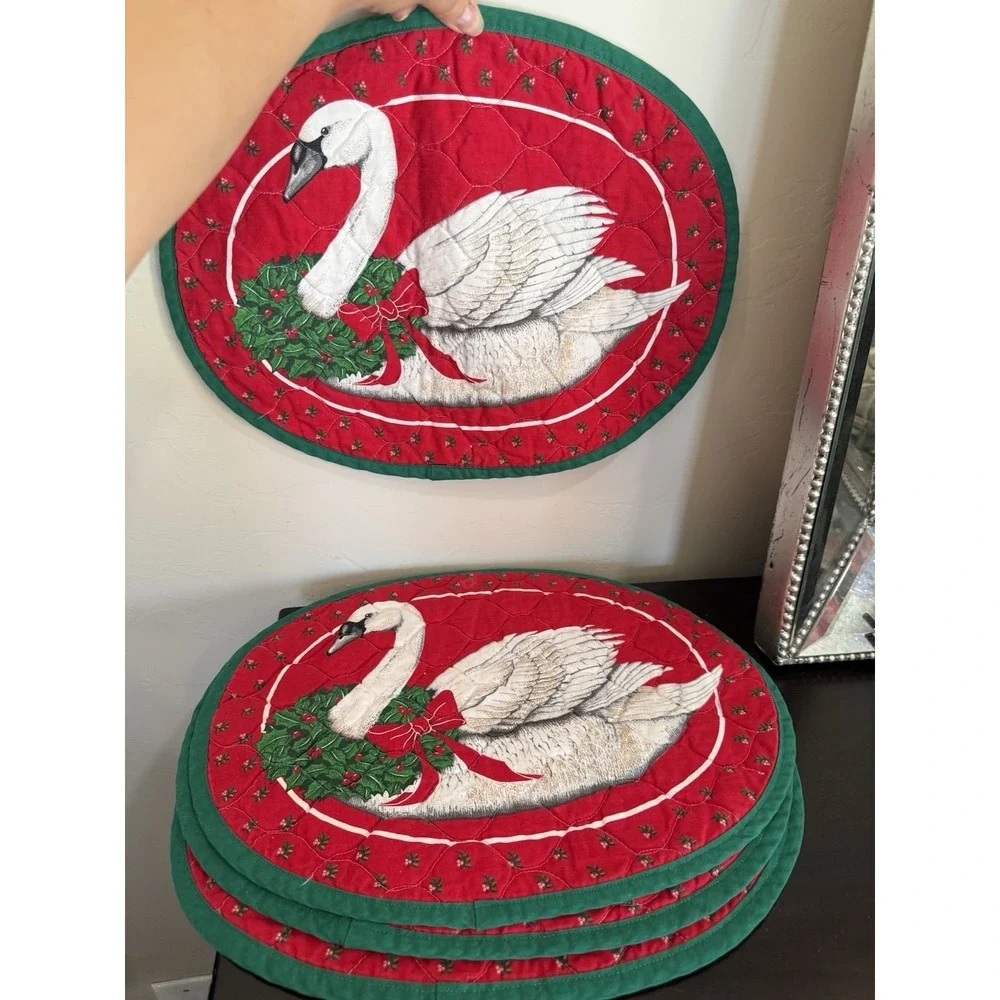 Vintage Christmas Placemats Set Of 4 Swan With Wreath‎ Red Multi